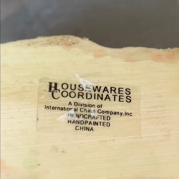 Festive Green Cactus Napkin Holder - Picture 6 of 11